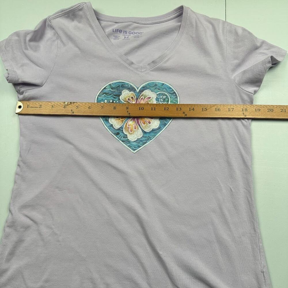 Life Is Good Top Womens Medium Purple Crusher Tee Short Sleeve Flower Heart - Picture 8 of 11